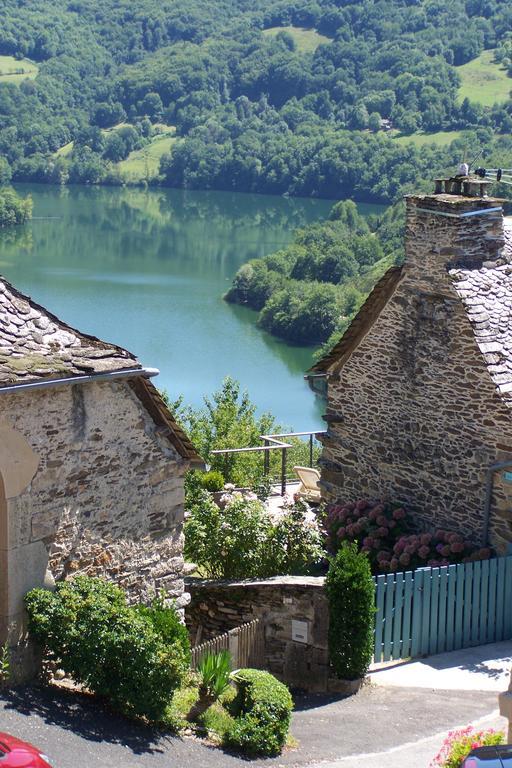 Les Hotes Du Lac, Chambres Et Tables D'Hotes Mandailles  Exteriér fotografie